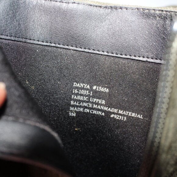 BAMBOO Olive Brown Vegan Suede Peep‎ Toe Bootie Ankle Boots Sz. 9 *SH - Picture 8 of 8